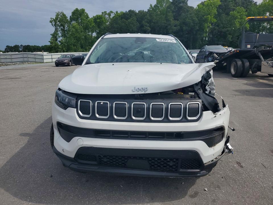 52395176 :رقم المزاد ، 3C4NJCBB7NT139586 vin ، 2022 Jeep Compass مزاد بيع