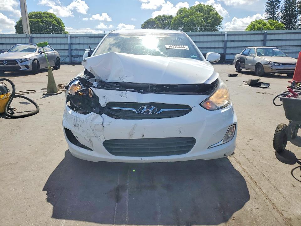 Продажа на аукционе авто 2013 Hyundai Accent, vin: KMHCU5AE7DU097443, номер лота: 54230536