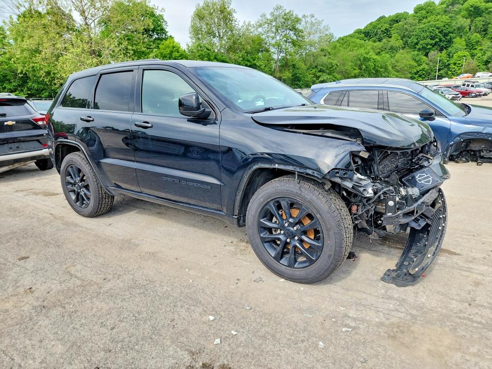 Продажа на аукционе авто 2018 Jeep Grand Cherokee, vin: 1C4RJFAG1JC206673, номер лота: 55030926