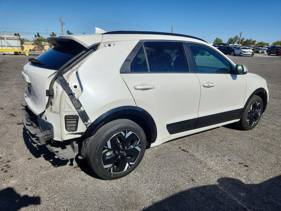 Продаж на аукціоні авто 2023 Kia Niro, vin: KNDCR3L19P5036436, номер лоту: 54643906