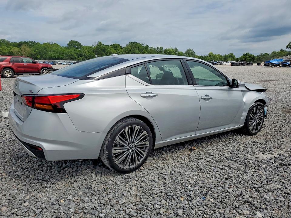 Продажа на аукционе авто 2023 Nissan Altima, vin: 1N4BL4EV5PN396036, номер лота: 52676326