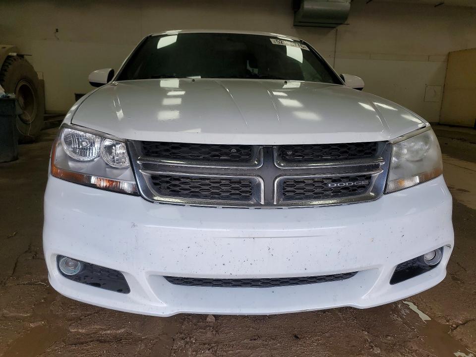 Продаж на аукціоні авто 2011 Dodge Avenger, vin: 1B3BD1FB8BN550839, номер лоту: 52194776