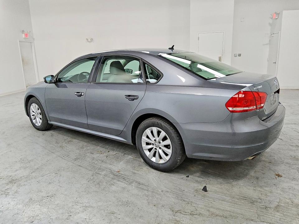 49619256 :رقم المزاد ، 1VWAP7A33DC093910 vin ، 2013 Volkswagen Passat مزاد بيع