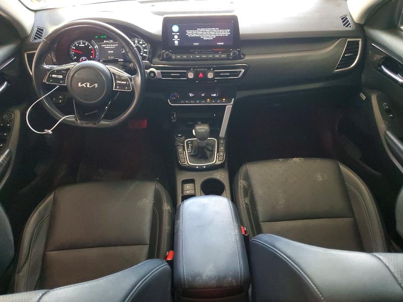 2023 Kia Seltos მანქანა იყიდება აუქციონზე, vin: KNDETCA28P7386165, აუქციონის ნომერი: 53575116