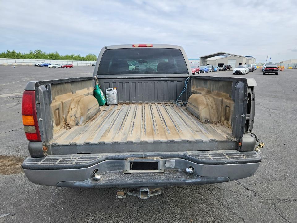 55459186 :رقم المزاد ، 2GCEC19T611137868 vin ، 2001 Chevrolet Silverado مزاد بيع