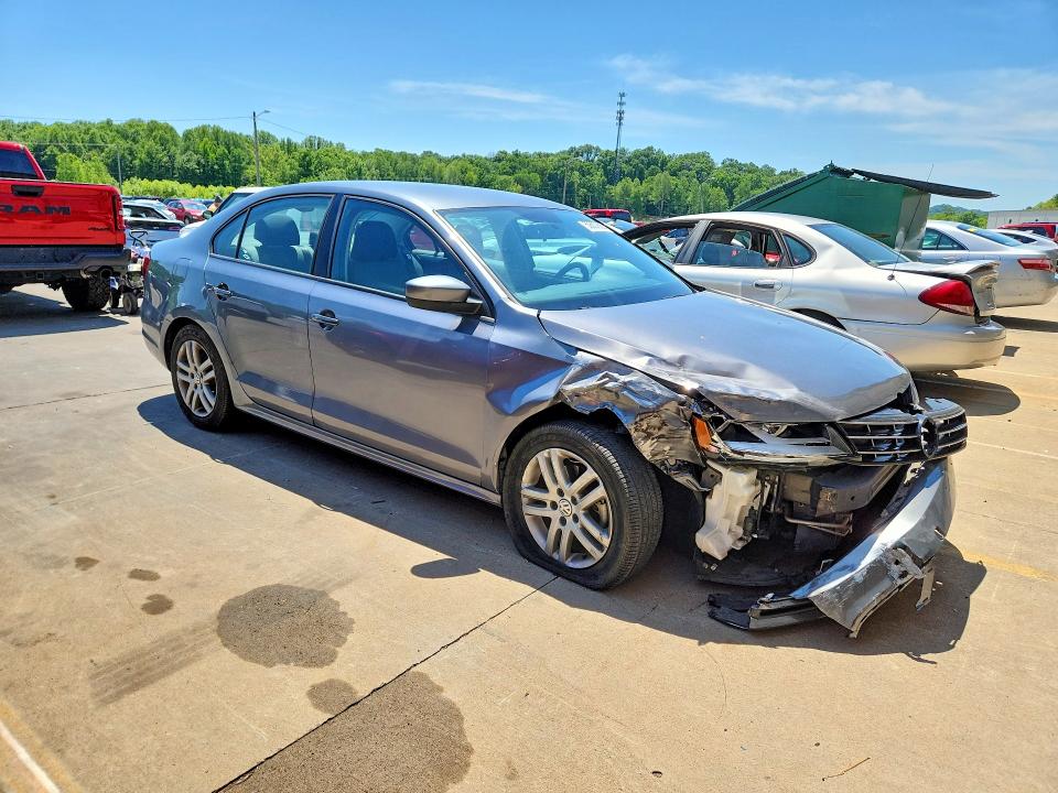 Продажа на аукционе авто 2018 Volkswagen Jetta, vin: 3VW2B7AJ8JM234028, номер лота: 52607826