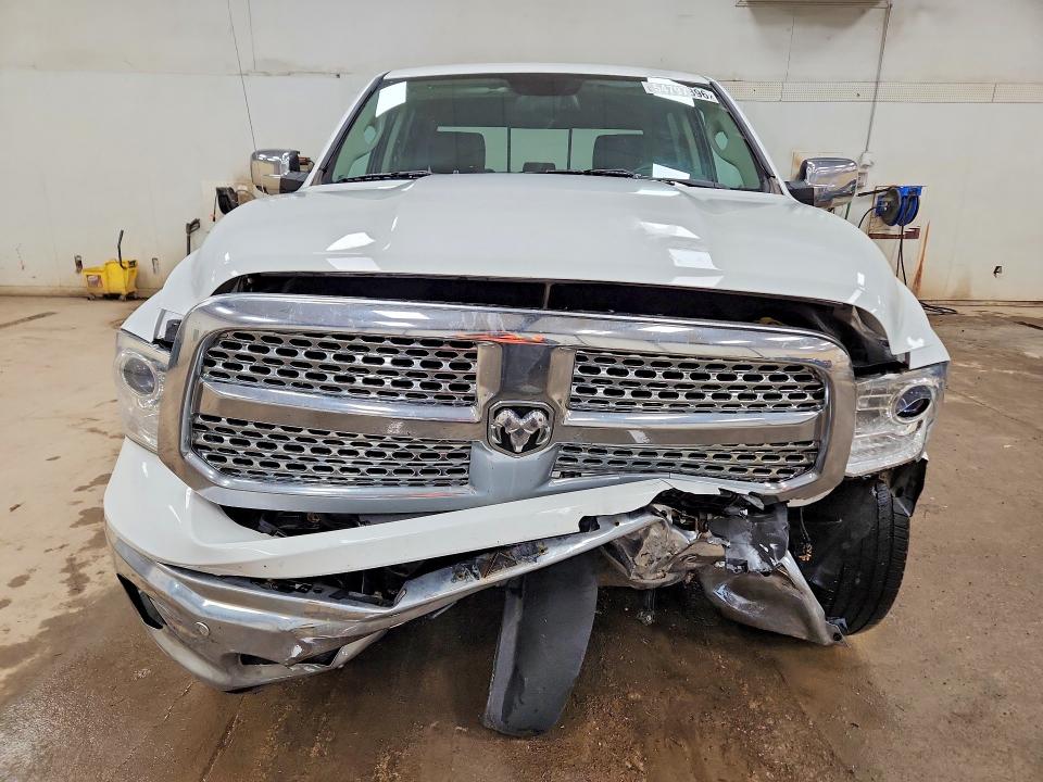 54797396 :رقم المزاد ، 1C6RR7NTXHS800210 vin ، 2017 Ram 1500 مزاد بيع