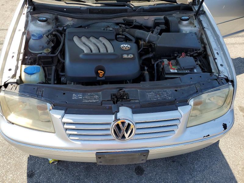 52782526 :رقم المزاد ، 3VWSA69M94M093082 vin ، 2004 Volkswagen Jetta مزاد بيع