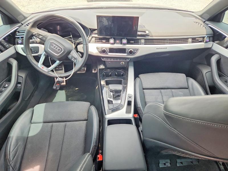 51561186 :رقم المزاد ، WAUEAAF43NN007244 vin ، 2022 Audi A4 مزاد بيع