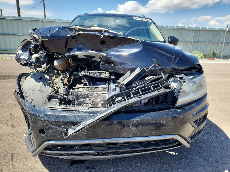Продажа на аукционе авто 2018 Volkswagen Tiguan, vin: 3VV0B7AX8JM088102, номер лота: 54914856