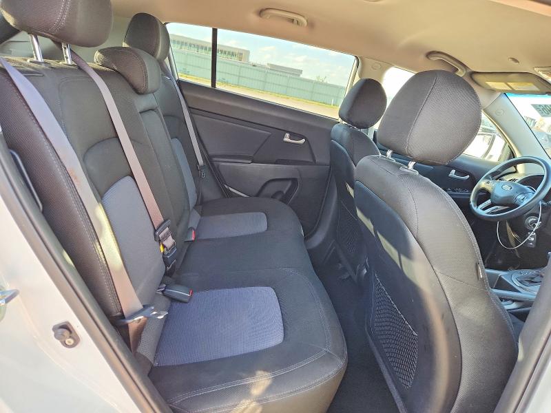52185396 :رقم المزاد ، KNDPBCAC4E7568558 vin ، 2014 Kia Sportage مزاد بيع