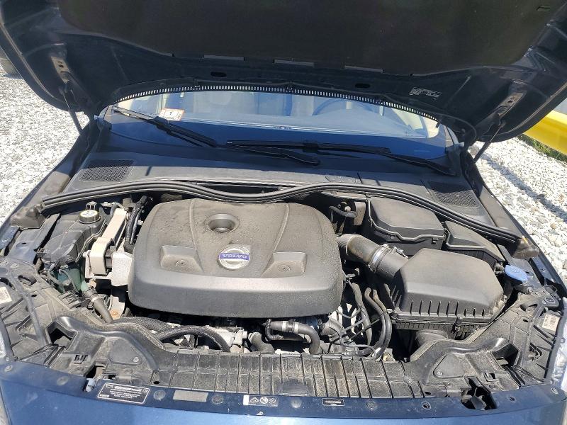 Продажа на аукционе авто 2015 Volvo S60, vin: YV126MFK2F2336893, номер лота: 53232096