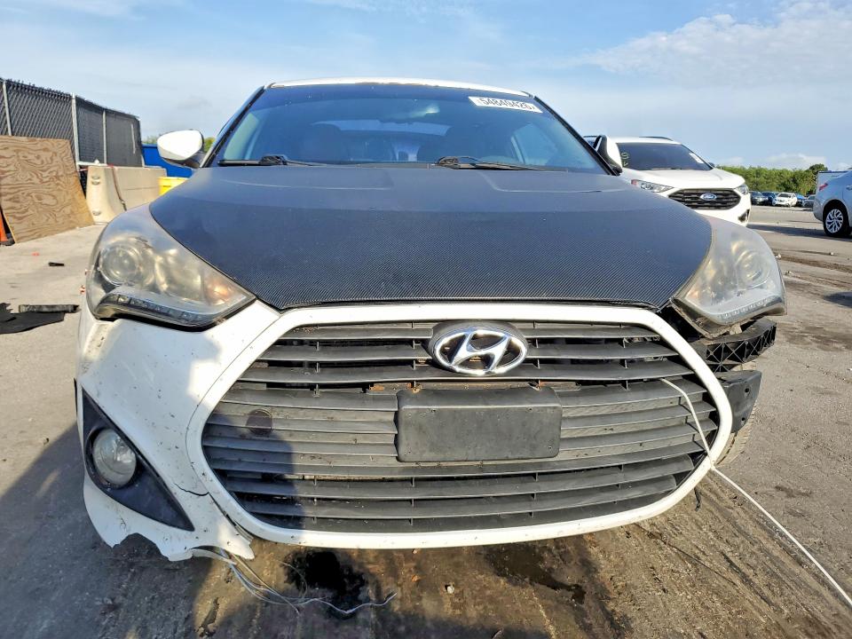 54849426 :رقم المزاد ، KMHTC6AE0FU217661 vin ، 2015 Hyundai Veloster مزاد بيع