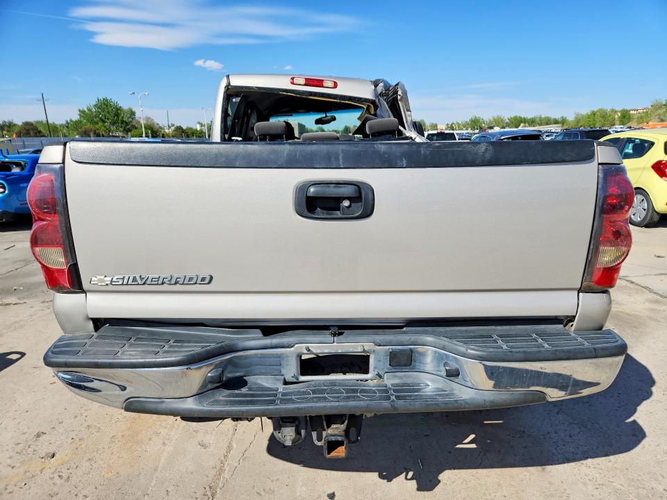 53011296 :رقم المزاد ، 1GCHK23D66F180825 vin ، 2006 Chevrolet Silverado مزاد بيع