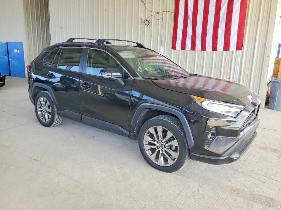 Продажа на аукционе авто 2021 Toyota Rav4, vin: 2T3C1RFV4MC122770, номер лота: 52516216