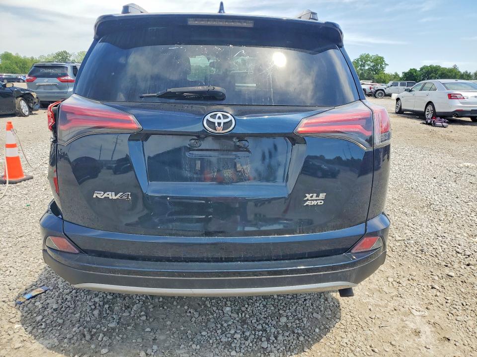 53191206 :رقم المزاد ، 2T3RFREV9JW761623 vin ، 2018 Toyota Rav4 مزاد بيع
