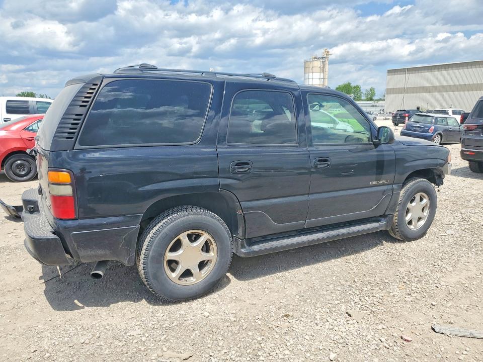 52213636 :رقم المزاد ، 1GKEK63U15J242383 vin ، 2005 Gmc Yukon مزاد بيع