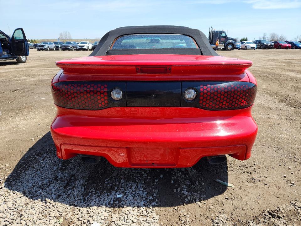 Продажа на аукционе авто 2000 Pontiac Firebird, vin: 2G2FV32G2Y2134403, номер лота: 68316545