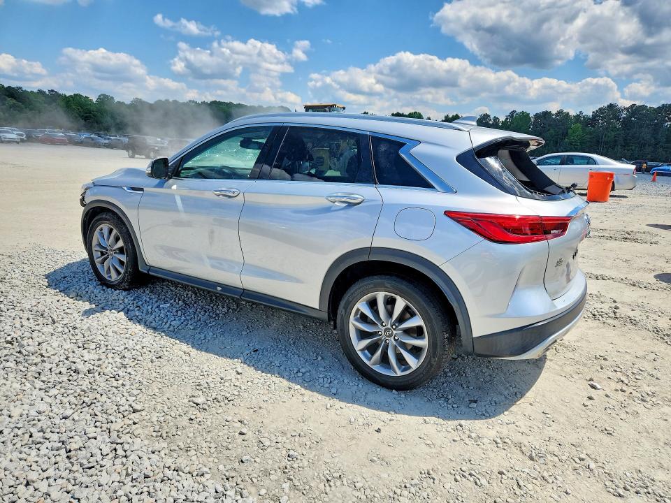 53526746 :رقم المزاد ، 3PCAJ5M18LF104713 vin ، 2020 Infiniti Qx50 مزاد بيع