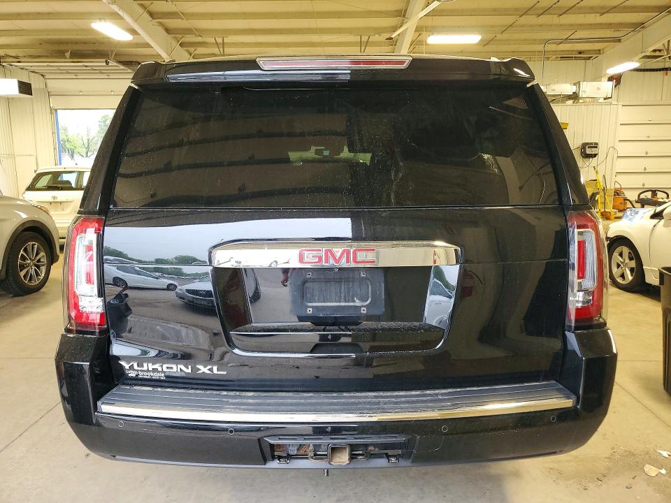Продажа на аукционе авто 2016 Gmc Yukon Xl, vin: 1GKS2HKJ9GR467113, номер лота: 53771466