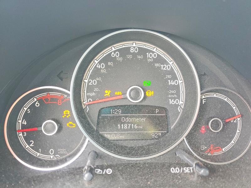 2018 Volkswagen Beetle მანქანა იყიდება აუქციონზე, vin: 3VW5DAAT8JM516630, აუქციონის ნომერი: 53305236