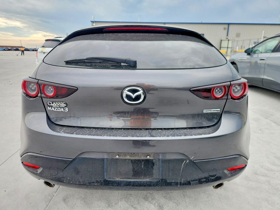 2021 Mazda 3 მანქანა იყიდება აუქციონზე, vin: JM1BPALL2M1305578, აუქციონის ნომერი: 52341826