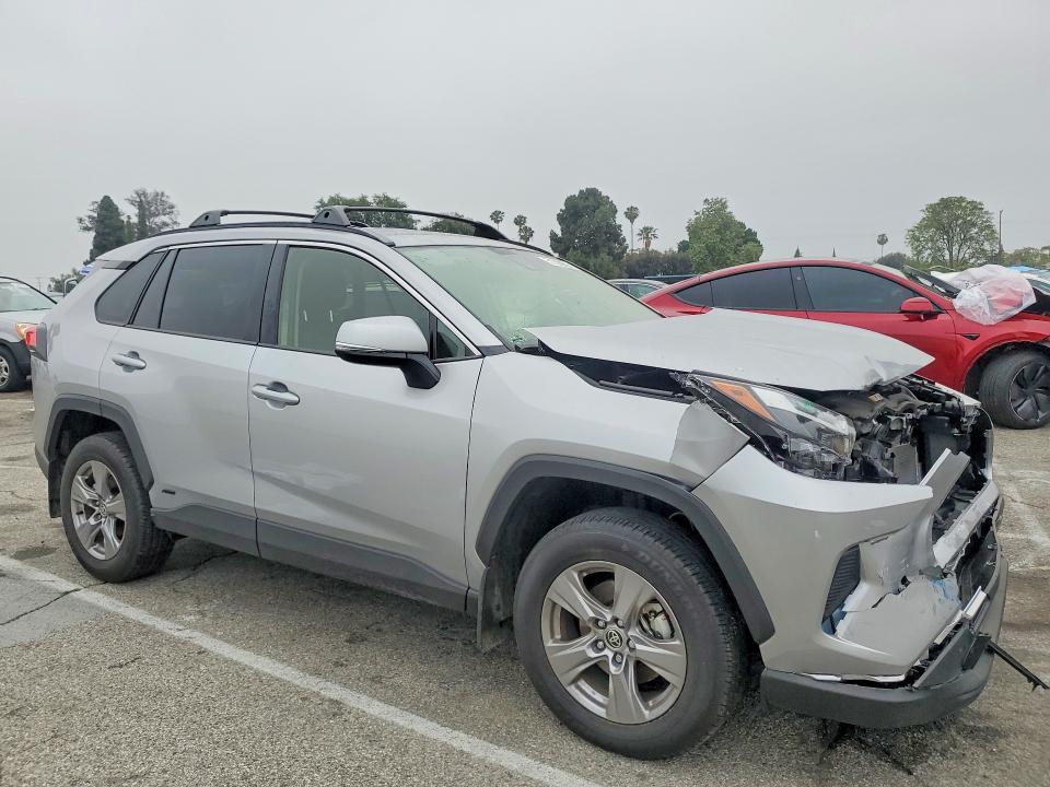 Продажа на аукционе авто 2025 Toyota Rav4 Hybrid, vin: JTMRWRFV2SJ065006, номер лота: 51966936