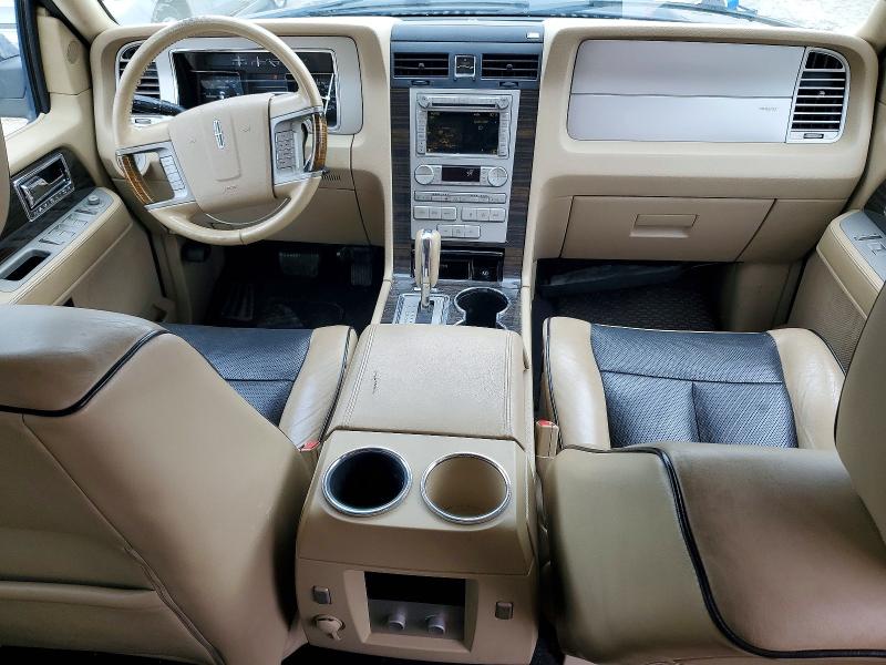 2010 Lincoln Navigator მანქანა იყიდება აუქციონზე, vin: 5LMJJ2J51AEJ01603, აუქციონის ნომერი: 54450436