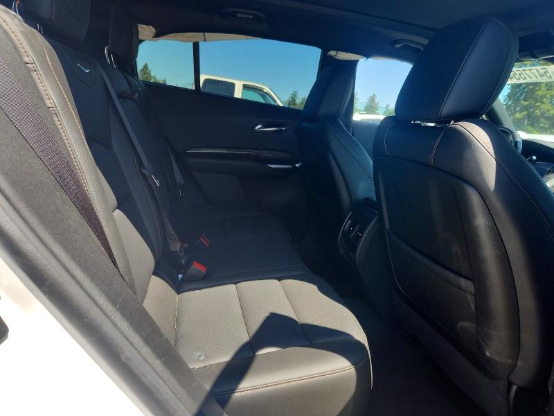 54775546 :رقم المزاد ، 1GYFZFR44LF122977 vin ، 2020 Cadillac Xt4 مزاد بيع