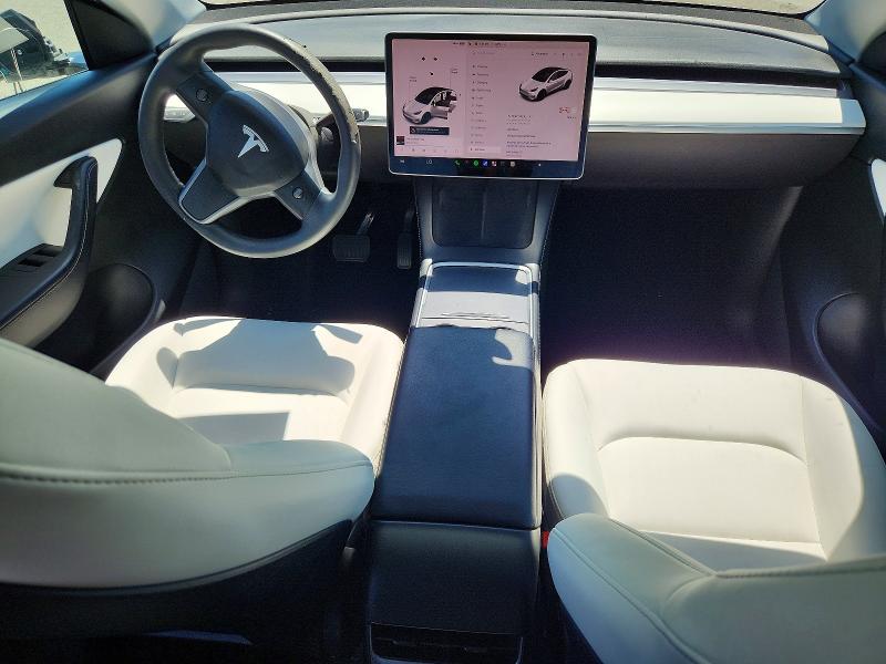 52932376 :رقم المزاد ، 5YJYGAEE7MF273940 vin ، 2021 Tesla Model Y مزاد بيع