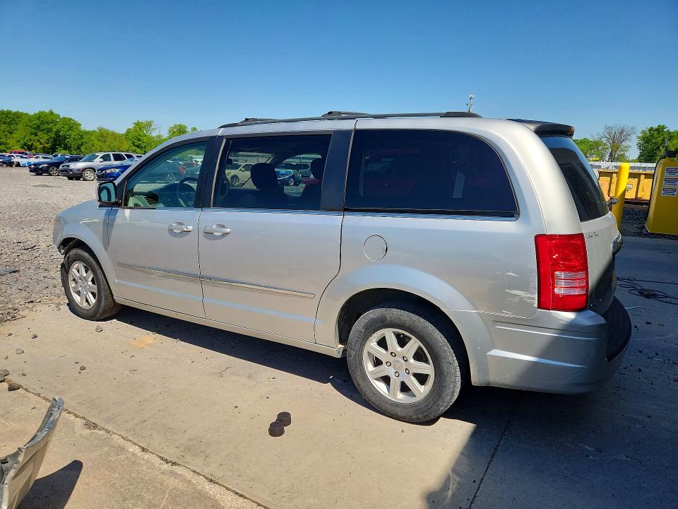 Продаж на аукціоні авто 2010 Chrysler Town & Country, vin: 2A4RR5D1XAR192946, номер лоту: 51301556