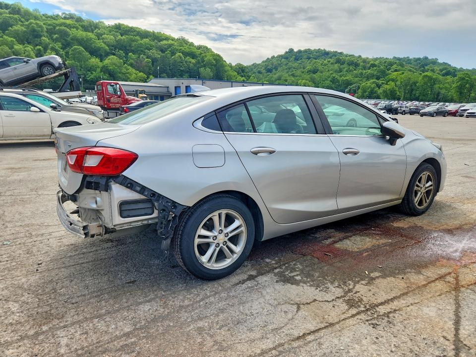 54445476 :رقم المزاد ، 1G1BE5SM5J7200929 vin ، 2018 Chevrolet Cruze مزاد بيع