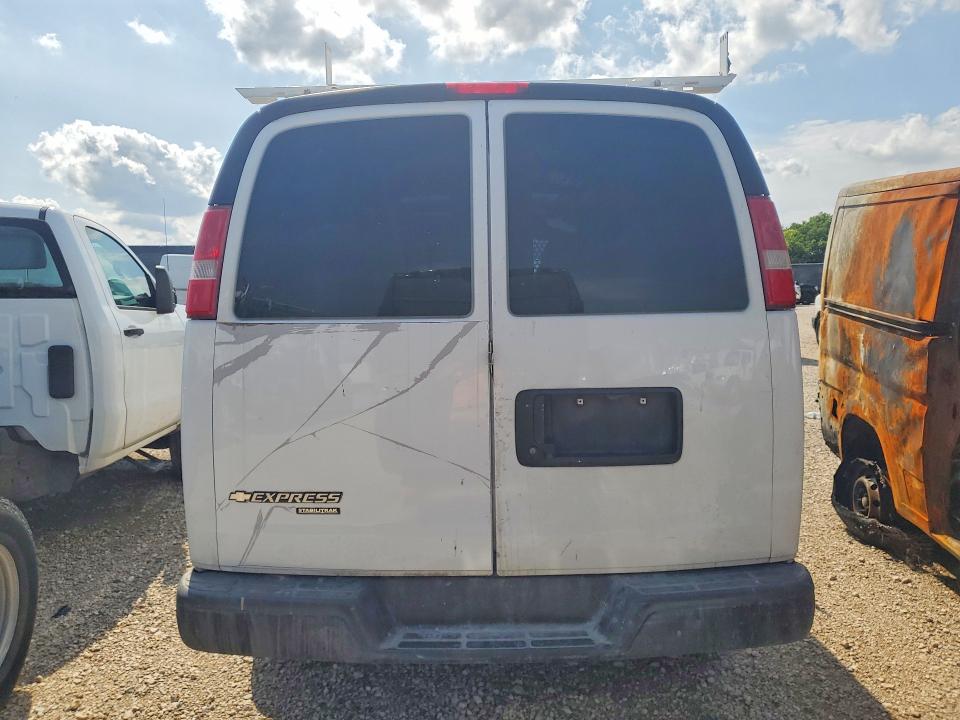 2016 Chev Express G2500 მანქანა იყიდება აუქციონზე, vin: 1GCWGAFF8G1286613, აუქციონის ნომერი: 52999956