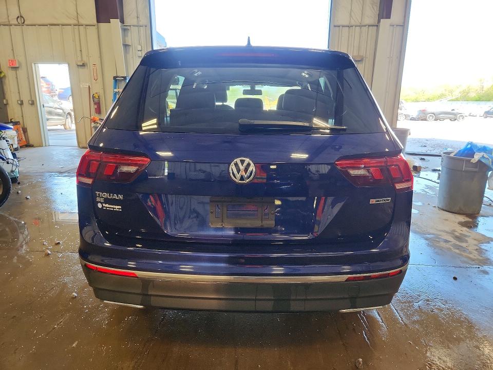 Продажа на аукционе авто 2021 Volkswagen Tiguan, vin: 3VV2B7AX3MM073763, номер лота: 53190896