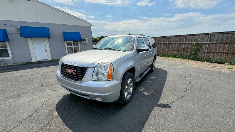 55561806 :رقم المزاد ، 1GKS1KE0XER188706 vin ، 2014 Gmc Yukon مزاد بيع