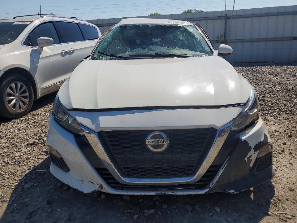 2019 Nissan Altima მანქანა იყიდება აუქციონზე, vin: 1N4BL4BV6KC239754, აუქციონის ნომერი: 53920756