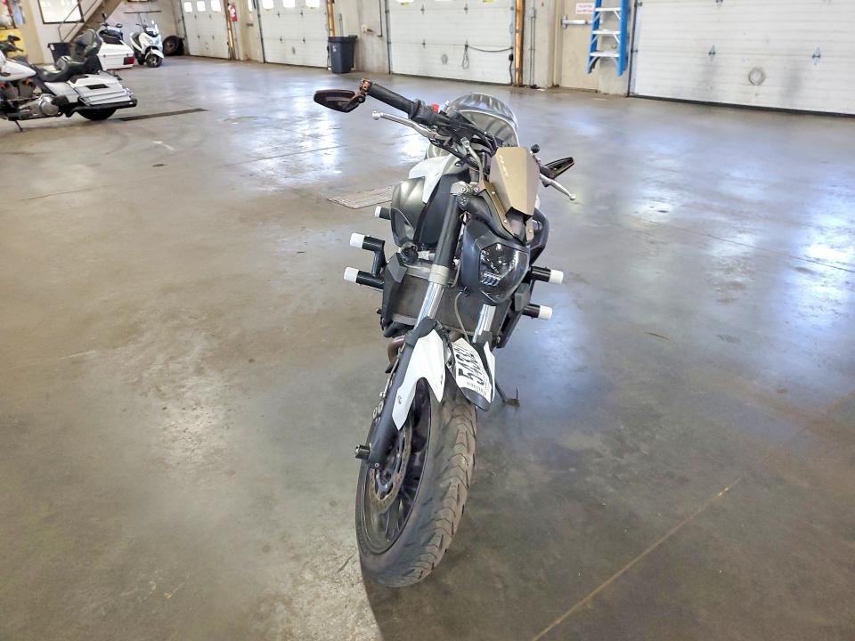 2015 Yamaha Fz07 მანქანა იყიდება აუქციონზე, vin: JYARM06E3FA003150, აუქციონის ნომერი: 54332706