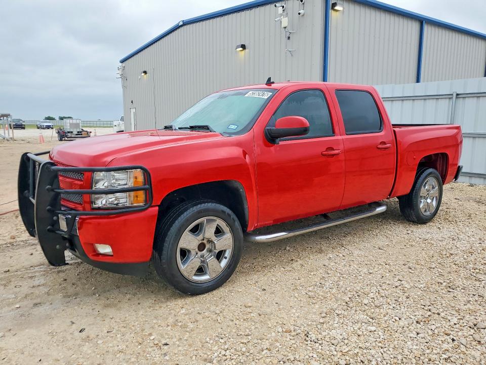 52362476 :رقم المزاد ، 3GCPCSE04BG405643 vin ، 2011 Chevrolet Silverado مزاد بيع