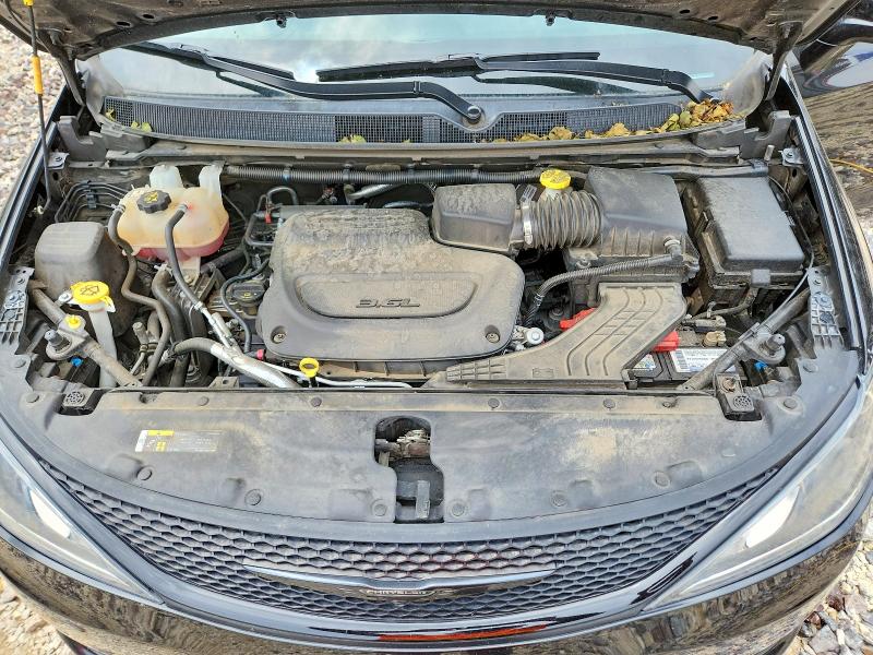 54677276 :رقم المزاد ، 2C4RC1FG6KR698437 vin ، 2019 Chrysler Pacifica مزاد بيع