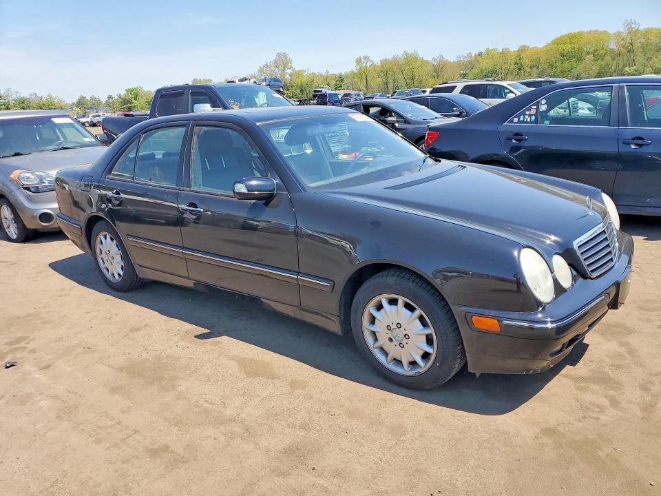 2000 Mercedes-benz E მანქანა იყიდება აუქციონზე, vin: WDBJF65J0YB086416, აუქციონის ნომერი: 79889225