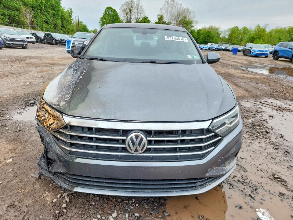 52753316 :رقم المزاد ، 3VWC57BU5KM009183 vin ، 2019 Volkswagen Jetta مزاد بيع