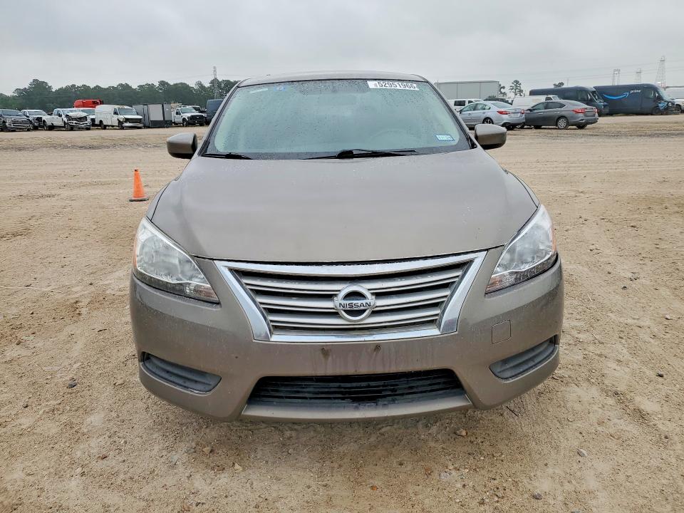 Aukcja sprzedaży 2015 Nissan Sentra, vin: 3N1AB7APXFY274312, numer aukcji: 52951966