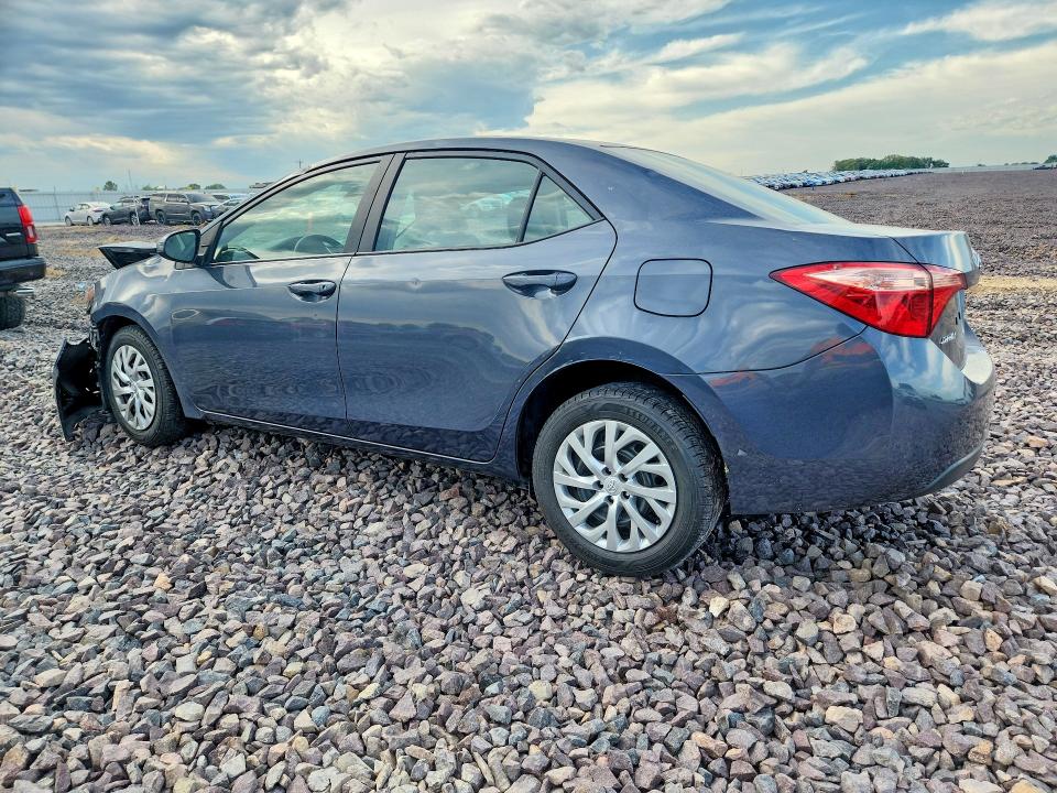 53286466 :رقم المزاد ، 5YFBURHEXJP789332 vin ، 2018 Toyota Corolla مزاد بيع