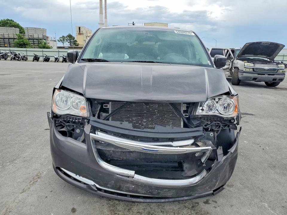 54069376 :رقم المزاد ، 2C4RC1BG0FR544611 vin ، 2015 Chrysler Town & Country مزاد بيع