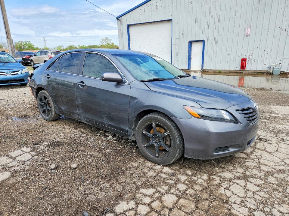 52421696 :رقم المزاد ، 4T1BE46K37U051713 vin ، 2007 Toyota Camry مزاد بيع