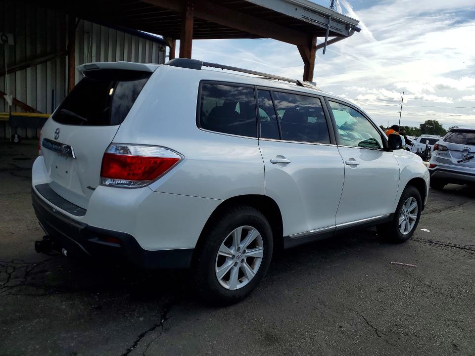 Продажа на аукционе авто 2012 Toyota Highlander, vin: 5TDBK3EH3CS172687, номер лота: 54118566