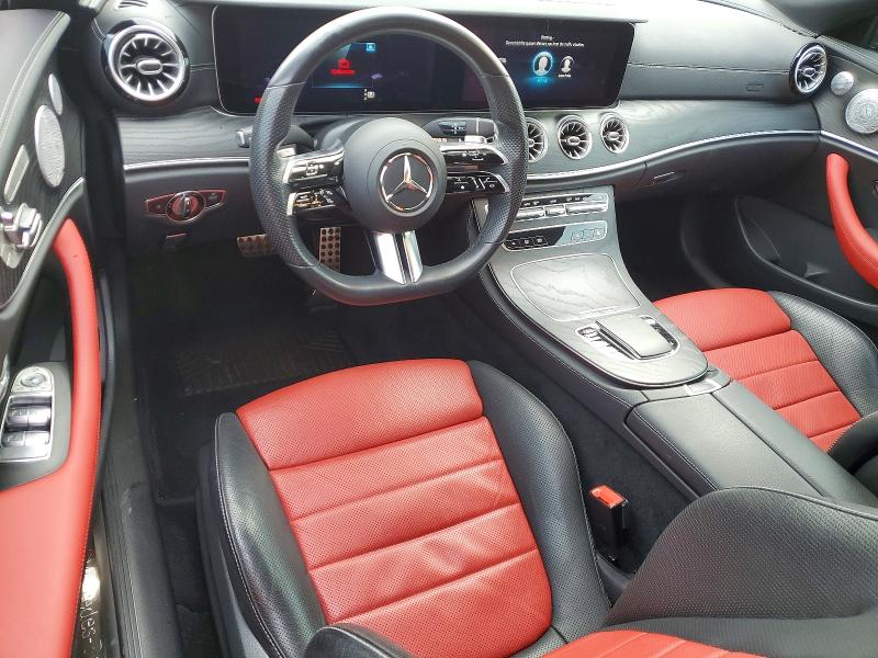 52320976 :رقم المزاد ، W1K1J5JB4MF156937 vin ، 2021 Mercedes-benz E مزاد بيع