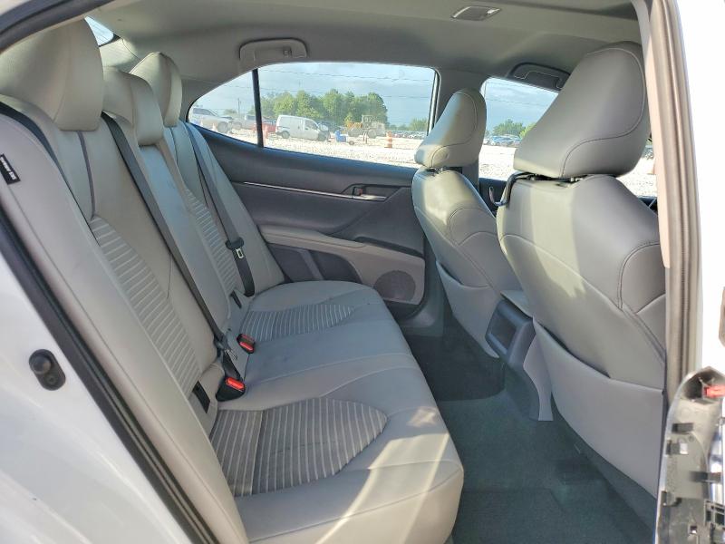 Продажа на аукционе авто 2022 Toyota Camry, vin: 4T1G11AK7NU690827, номер лота: 52726956