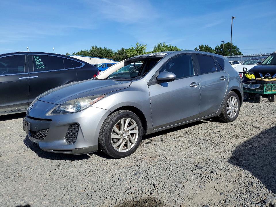 52400596 :رقم المزاد ، JM1BL1M84C1657601 vin ، 2012 Mazda 3 مزاد بيع
