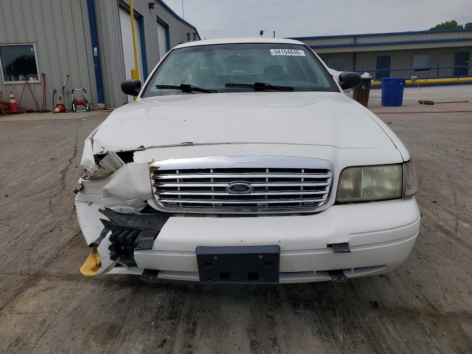54154846 :رقم المزاد ، 2FABP7BV7AX129044 vin ، 2010 Ford Crown Victoria مزاد بيع